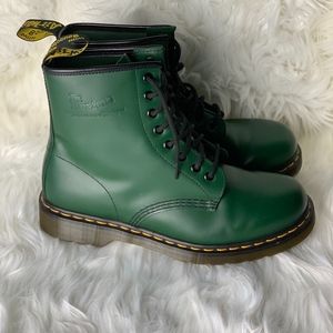 Mens Green Doc Martens Combat Boot - NEW